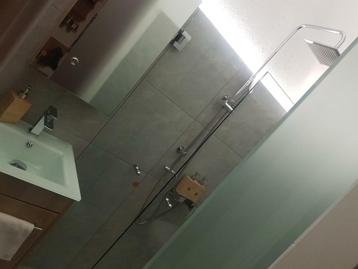 Boutique Athensairport Apartments Markópoulon Екстериор снимка