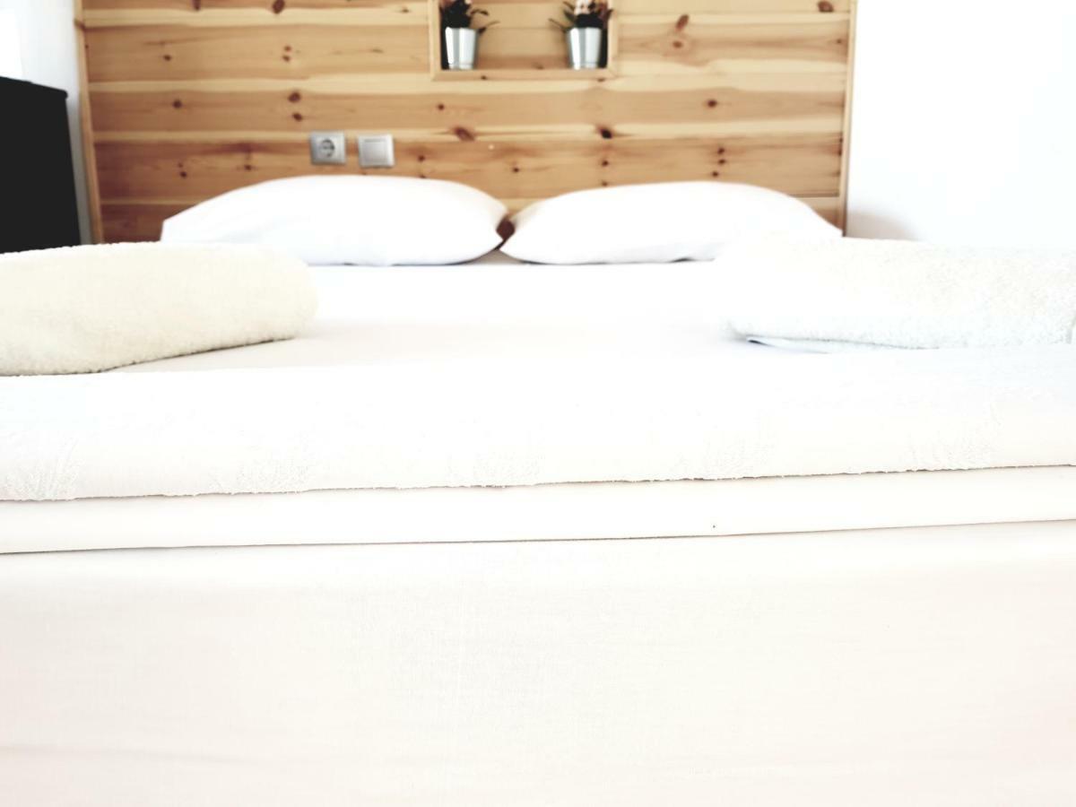 Boutique Athensairport Apartments Markópoulon Екстериор снимка